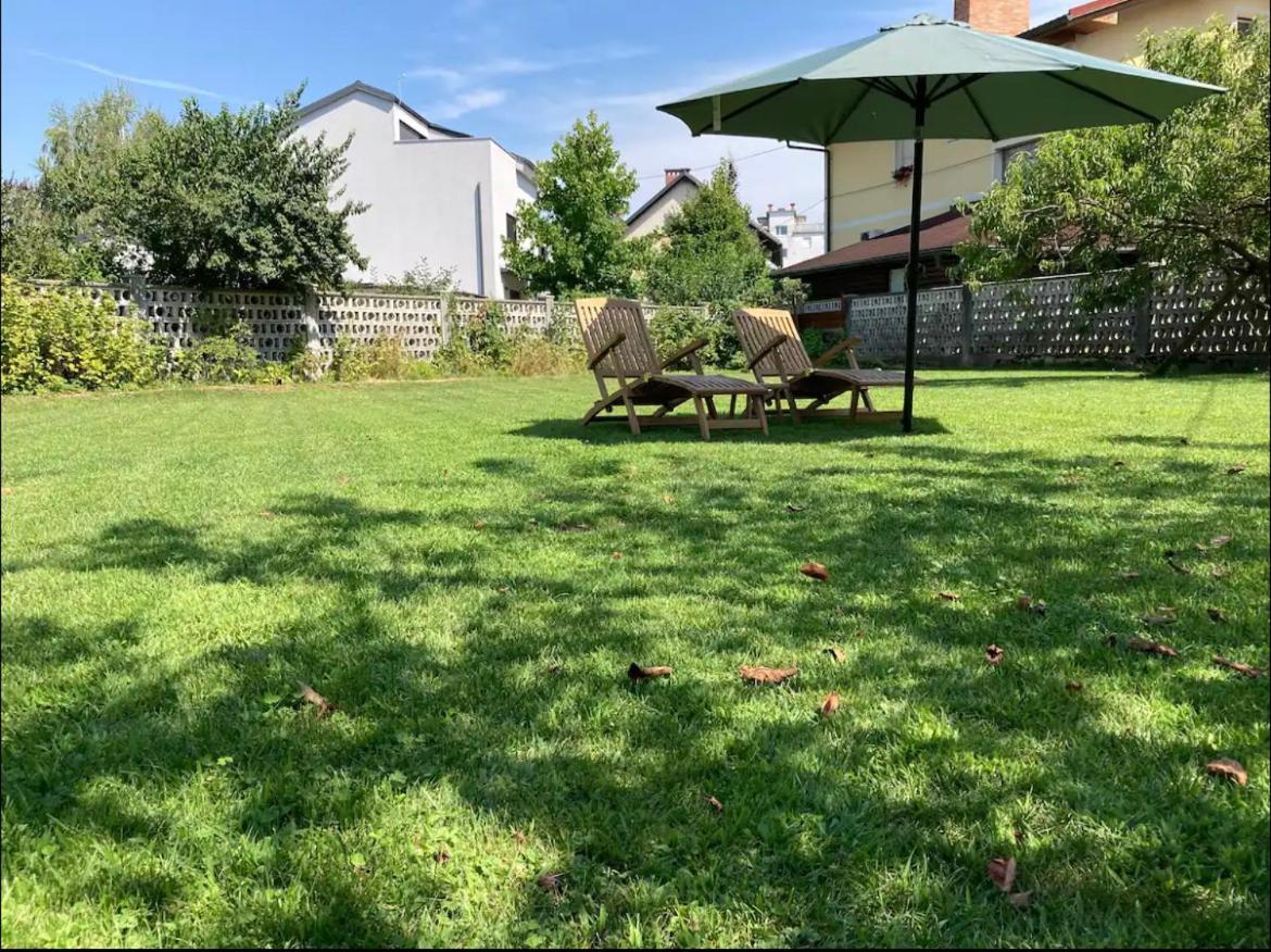 Huge BBQ Garden, Spacious Flat, AC, Free Parking 1 Appartement Ljubljana Buitenkant foto